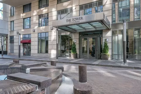 10 City Pl #19C, White Plains, NY 10601