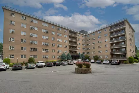 480 Halstead Ave #4S, Harrison, NY 10528