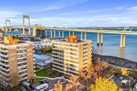 168-11 12th Ave #3D, New York, NY 11357