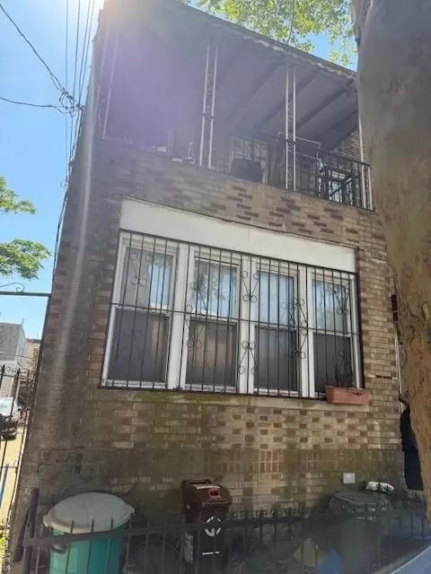 618 Elton St, Brooklyn, NY 11208