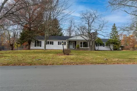 9 Randall Hts, Middletown, NY 10940