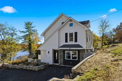 58 Lake Trl, Greenwood Lake, NY 10925