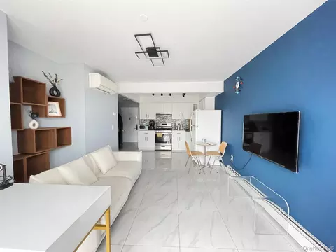 132-16 Maple Ave #5A, New York, NY 11355