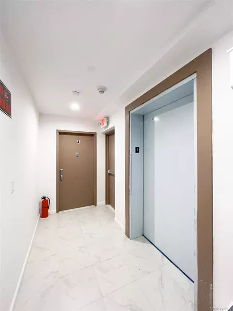 Entry Way - 132-16 Maple Ave #5A, New York, NY 11355 photo 2 of 2