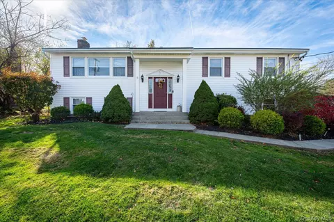 523 Manchester Rd, Yorktown, NY 10598