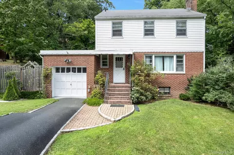 25 Fenwick Rd, Greenburgh, NY 10706