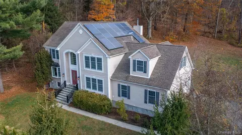 424 Gage Rd, Southeast, NY 10509