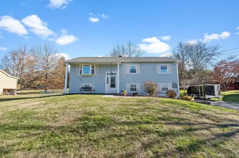 14 Lenape Rd, Newburgh, NY 12550