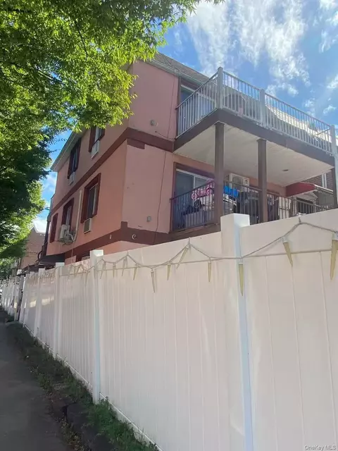 150-66 78 Ave, Flushing, NY 11367