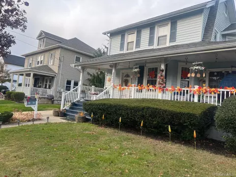 2657 Wilson Ave, Bellmore, NY 11710