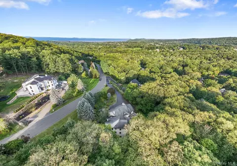 25 S Ridge Rd, Pomona, NY 10970