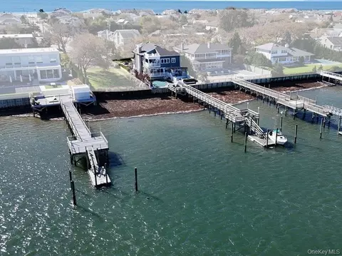 1600 Bay Blvd, Atlantic Beach, NY 11509