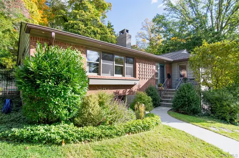 72 Magnolia Dr, Greenburgh, NY 10522