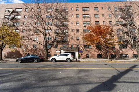 2545 Sedgwick Ave #4H, New York, NY 10468