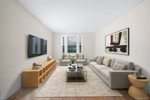 11007 73rd Rd #3K, New York, NY 11375