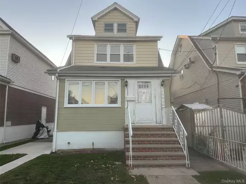 156-30 99th St, New York, NY 11414