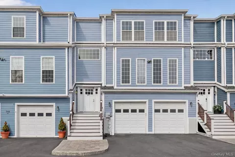 548 Mountainview Ave, Clarkstown, NY 10989