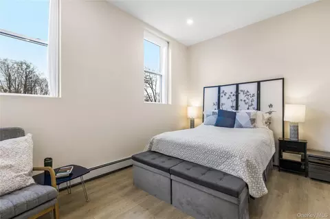 Bedroom - 16 Waterview Est, Peekskill, NY 10566 photo 4 of 4