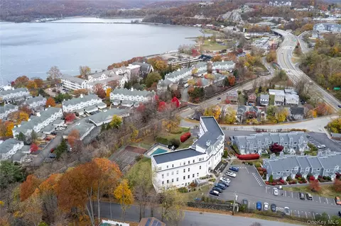 View/Area - 16 Waterview Est, Peekskill, NY 10566 photo 2 of 3