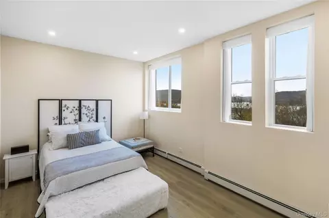 Bedroom - 16 Waterview Est, Peekskill, NY 10566 photo 1 of 4