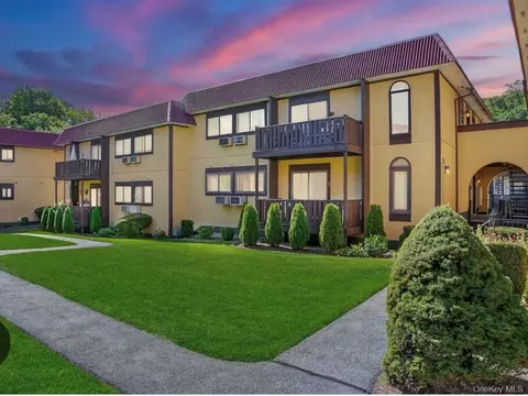 11 Granada Cres #6, Greenburgh, NY 10603