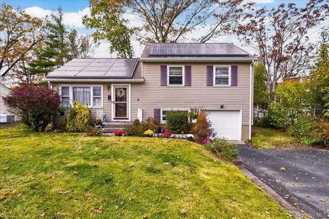 39 Liss Rd, Wappinger, NY 12590