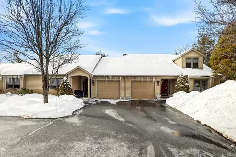 882 Heritage Hls #D, Somers, NY 10589