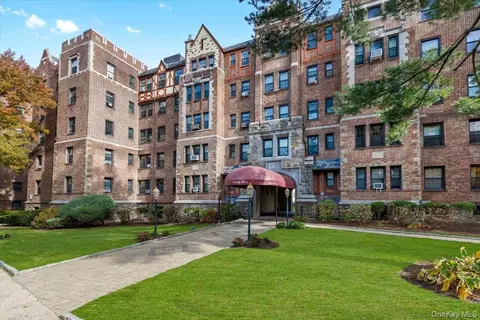 23 Old Mamaroneck Rd #1A, White Plains, NY 10605