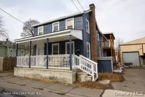 54 W Bridge St, Catskill, NY 12414