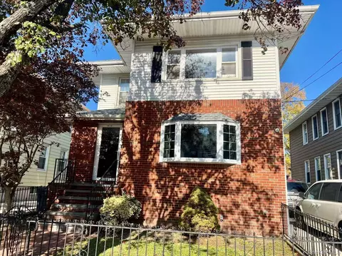 14915 15th Rd, New York, NY 11357