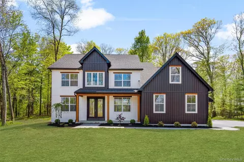 45 Maple Hill Dr, Washington, NY 12545