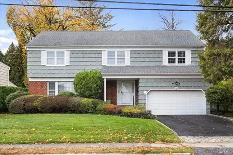 71 Midchester Ave, White Plains, NY 10606
