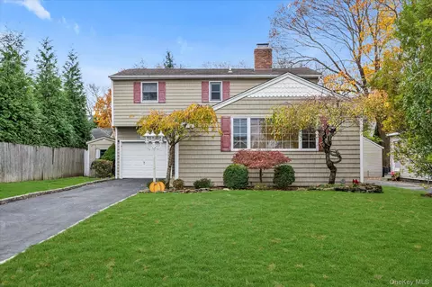 22 Fairview Rd W, Massapequa, NY 11758