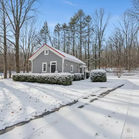 502 Hill Ave, Walden, NY 12586