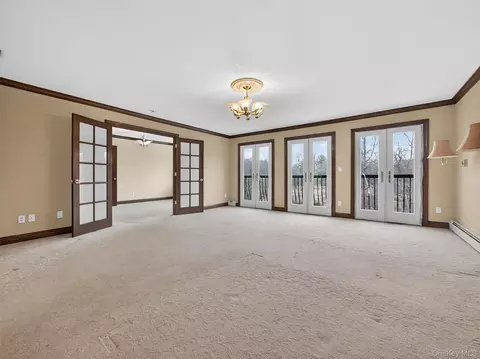 Living - 120 E Willow Tree Rd, Ramapo, NY 10977 photo 6 of 9