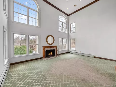Living - 120 E Willow Tree Rd, Ramapo, NY 10977 photo 4 of 9