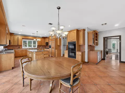 Kitchen - 120 E Willow Tree Rd, Ramapo, NY 10977 photo 1 of 1