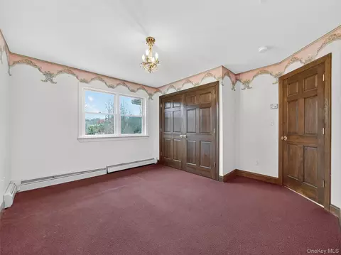 Bedroom - 120 E Willow Tree Rd, Ramapo, NY 10977 photo 3 of 4