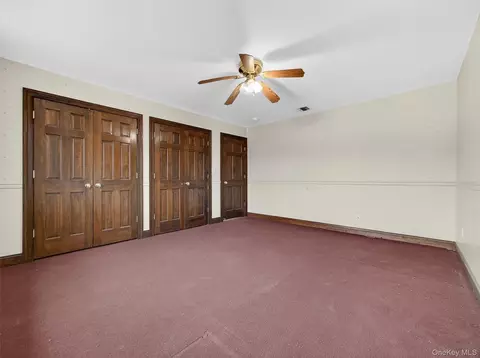 Bedroom - 120 E Willow Tree Rd, Ramapo, NY 10977 photo 2 of 4