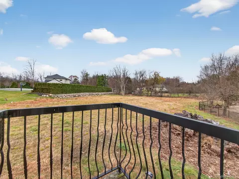 Exterior - 120 E Willow Tree Rd, Ramapo, NY 10977 photo 3 of 8