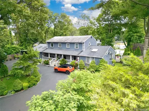 338 Cold Spring Rd, Syosset, NY 11791