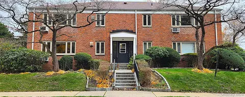 54 Lawrence Dr #A, White Plains, NY 10603