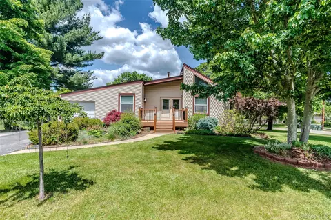 20 Cherrywood Dr, Goshen, NY 10924