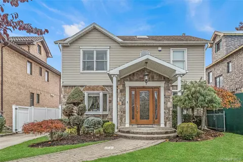 23-14 205th St, Bayside, NY 11360