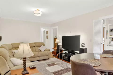 445 Gramatan Ave #EB3, Mount Vernon, NY 10552