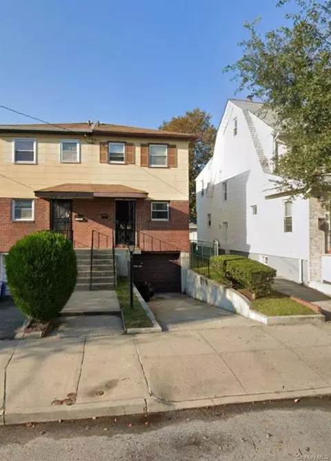 17805 130th Ave, Jamaica, NY 11434