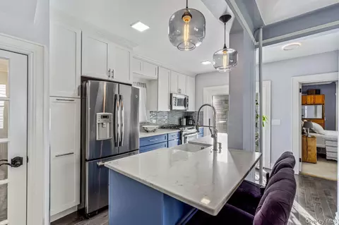 171-06 Bagley Ave, Flushing, NY 11358