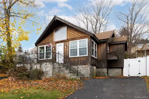 46 Entrance Way, Mahopac, NY 10541