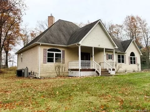 532 Roosa Gap Rd, Mamakating, NY 12721