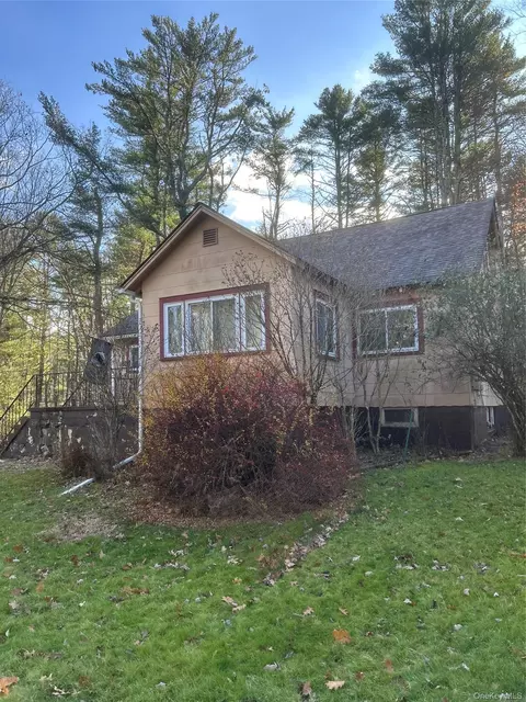 65 Eldred Yulan Rd, Highland, NY 12732